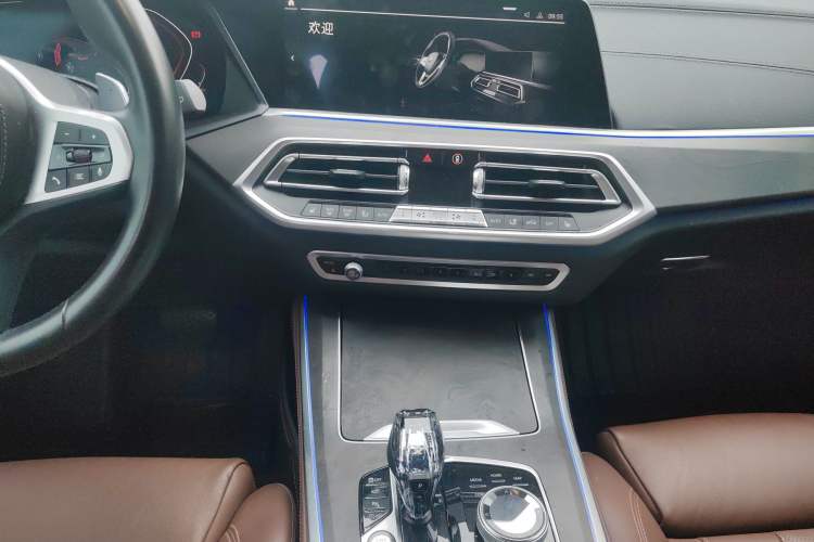 Used BMW X5 2020 xDrive40i M Sport Package Audio And AC Panel