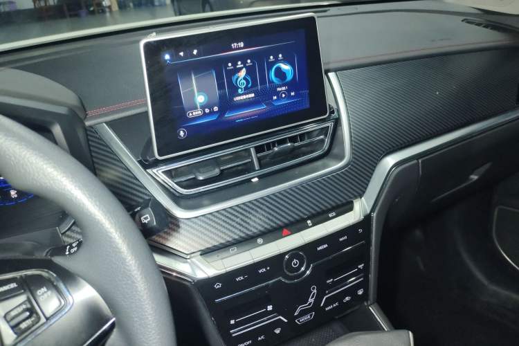 Used Venucia T60 2020 1.6L CVT Smart Drive Version China VI Standard