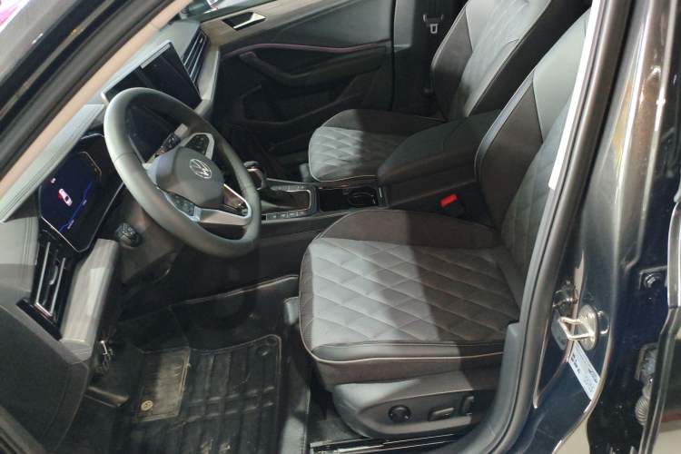 Used Volkswagen Sagitar 2025 300TSI DSG Excellence Edition