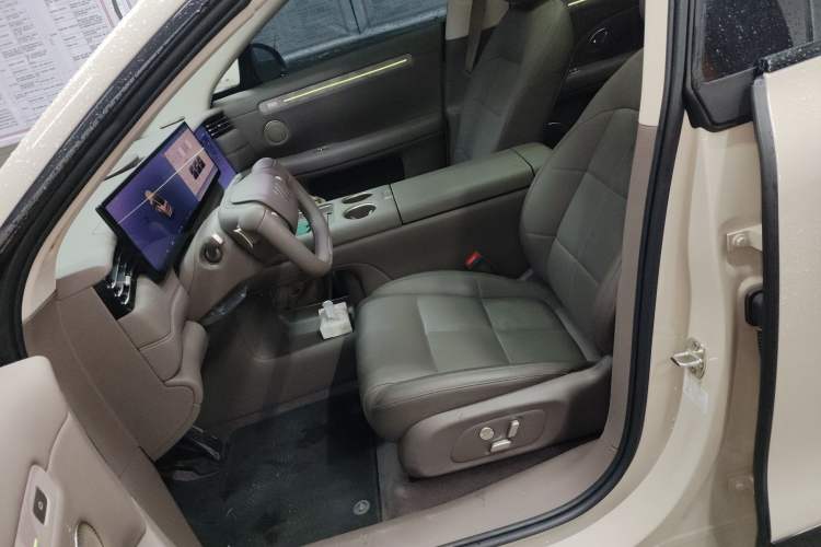 Used IM LS6 2026 Model Pure Electric Max
