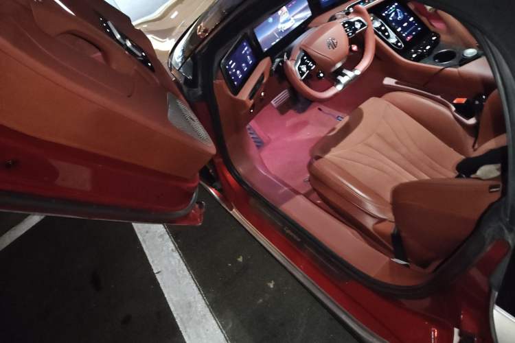 Used MG Cyberster 2024 501km Charming & Heartwarming Edition