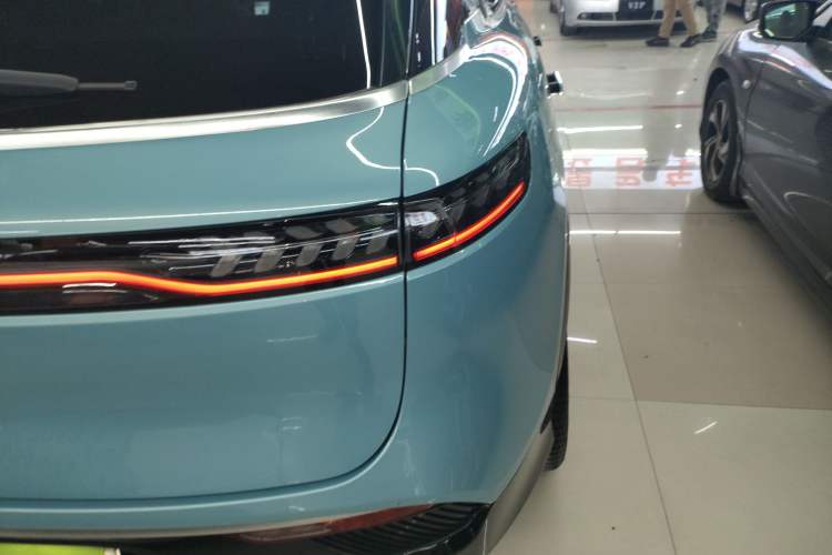 Used VOYAH FREE 2021 Four-Wheel Drive Extended-Range First Edition Commemorative Edition Exclusive Luxury Package
