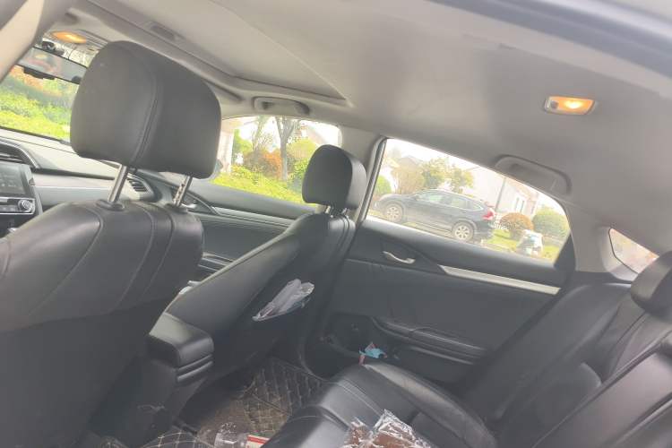 Used Honda Civic 2016 220TURBO CVT Luxury Edition