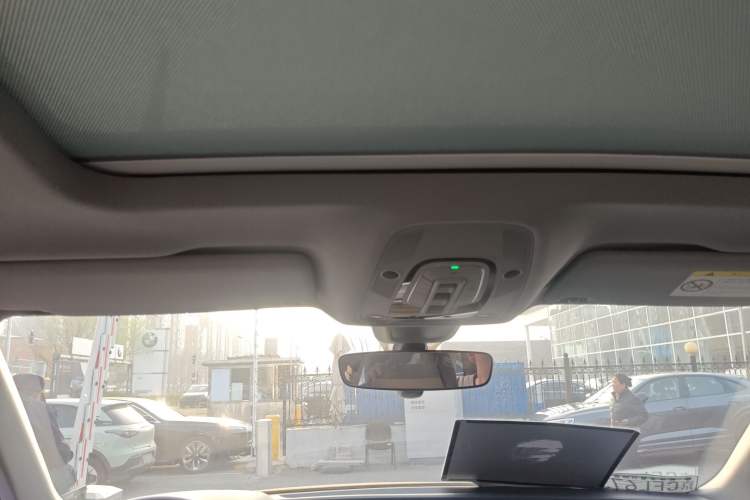 Used Audi Q5L 2018 45 TFSI Prestige Fashion Edition China VI Emission Standard Headliner