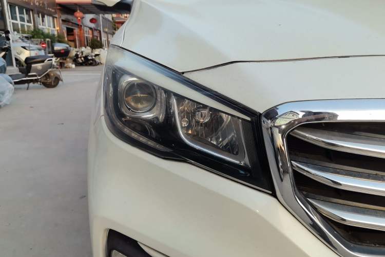 Used CHANGAN Lingxuan 2017 1.6L Manual Elite Model
