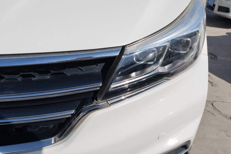 Used Baojun 730 2017 1.8L iAMT Prestige Version 7 Seats