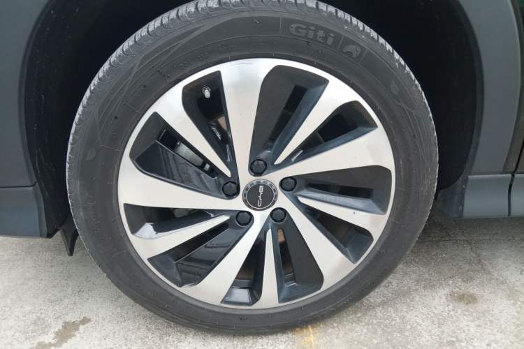 Used BYD Song PLUS New Energy 2024 Honor Edition EV 520km Flagship Model
