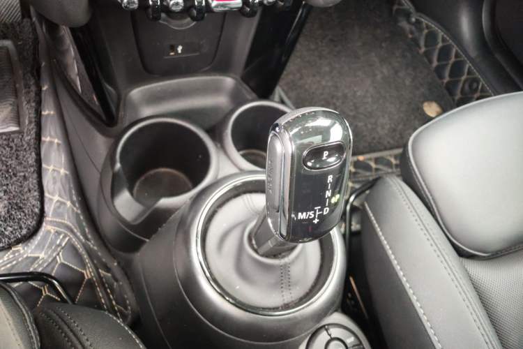 Used MINI 2023 1.5T COOPER Midnight Escape Special Edition
