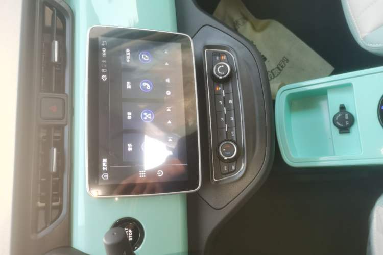 Used Brilliance Xinri i03 2022 Youth Edition 31.45 kWh