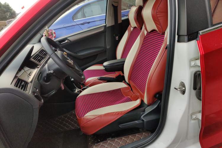 Used Skoda Rapid Spaceback 2014 1.6L Automatic Enjoyment Edition
