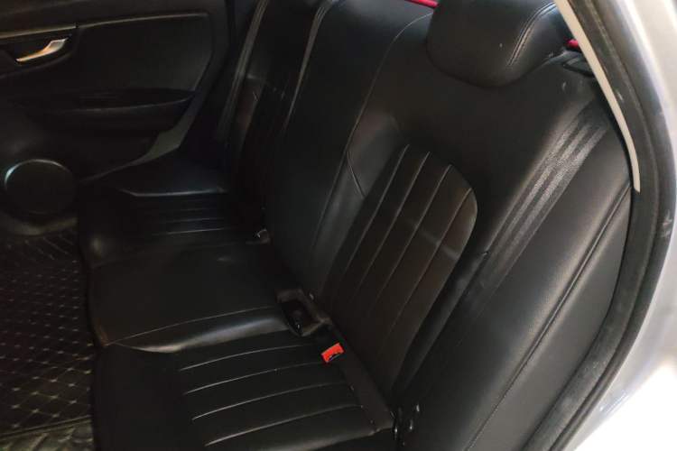 Used Bestune B50 2016 1.6L manual luxury version
