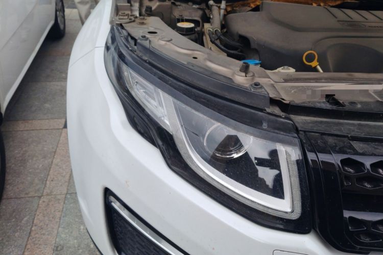 Used Land Rover Range Evoque 2018 240 PS SE Smart Brilliance Edition Right Front Headlight