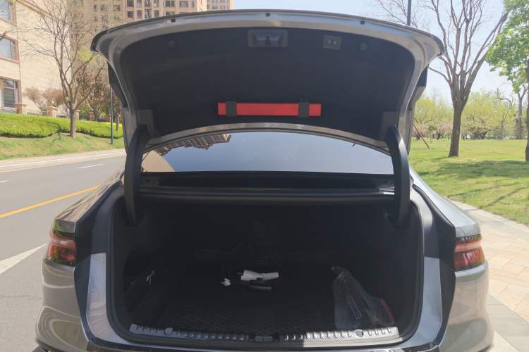 Used BYD Han 2023 EV Champion Edition 605KM Front-Drive Premium Model Trunk