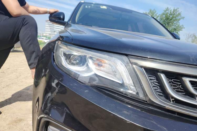 Used Geely Auto Emgrand X7 Sport 2018 Revised Version 1.8TD Automatic Two-Wheel Drive Smart Connectivity 4G-Enabled Edition
