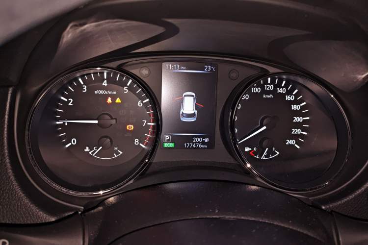 Used Nissan X-Trail 2017 2.0L CVT Comfort Edition 2WD Odometer Close Up