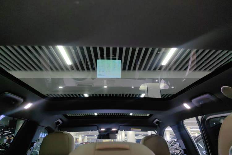 Used Li Auto L7 2025 Pro Smart Refresh Edition
