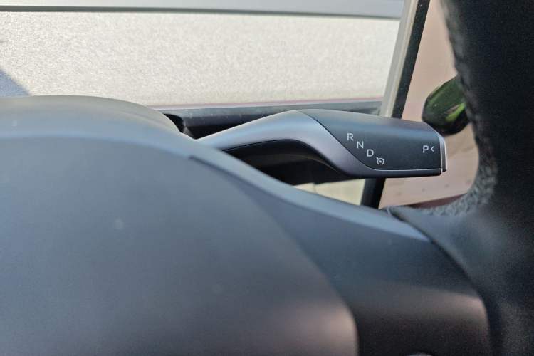 Used Tesla Model Y 2024 Rear-Wheel-Drive Version