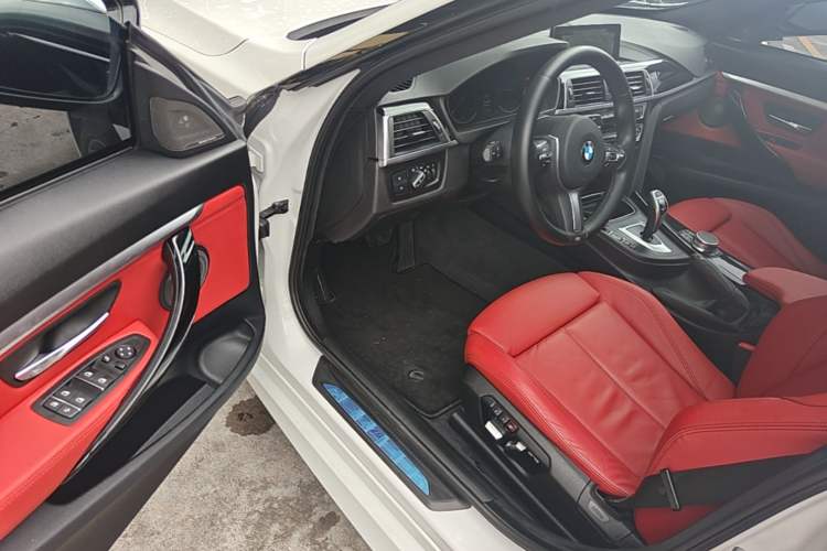 Used BMW 3 Series GT 2020 320i M Sport Night Edition
