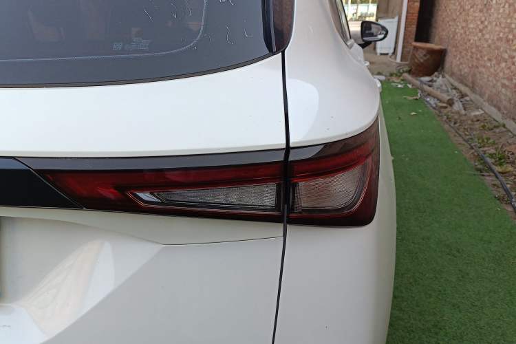 Used Wuling Asta 2021 1.5T CVT Starlight Edition
