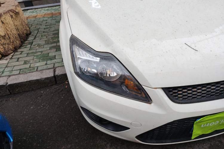 Used Ford Focus 2013 Hatchback Classic 1.8L Automatic Base Model