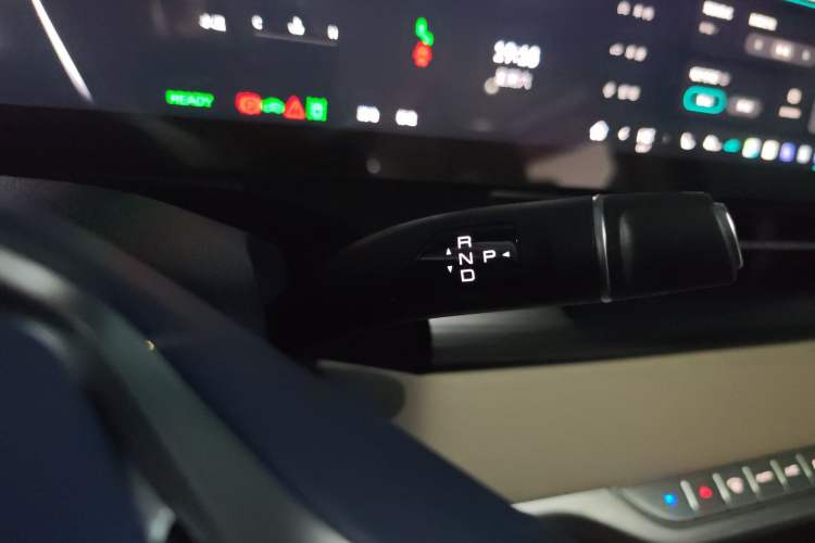 Used Wey Gaoshan 2023 Four-Wheel-Drive Executive Extended Version
