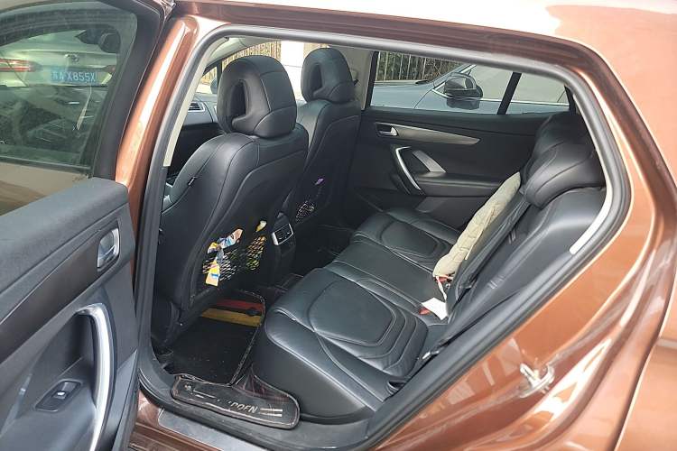 Used DS 6 2014 1.6T Luxury Edition THP160
