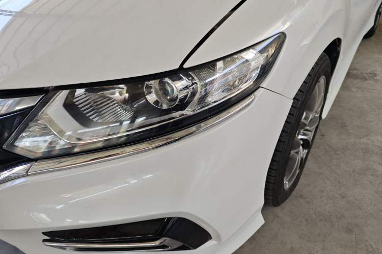 Used Honda Jade 2017 210TURBO CVT Fashion Edition 5-seater
