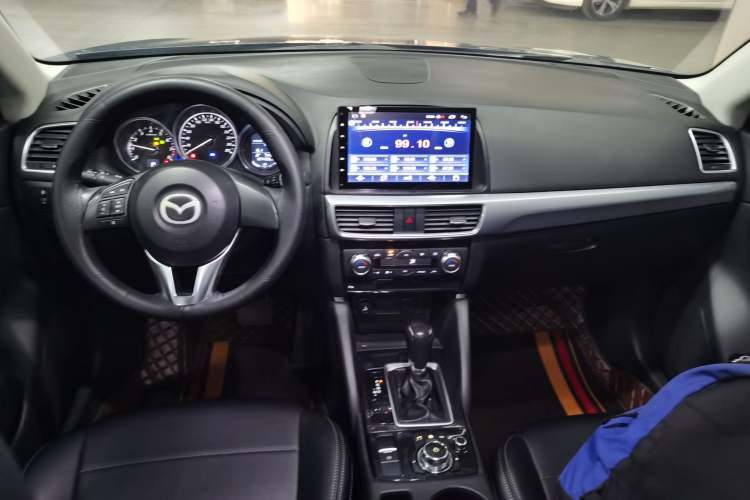 Used Mazda CX-5 2015 2.0L Automatic Two-Wheel Drive Urban Version
