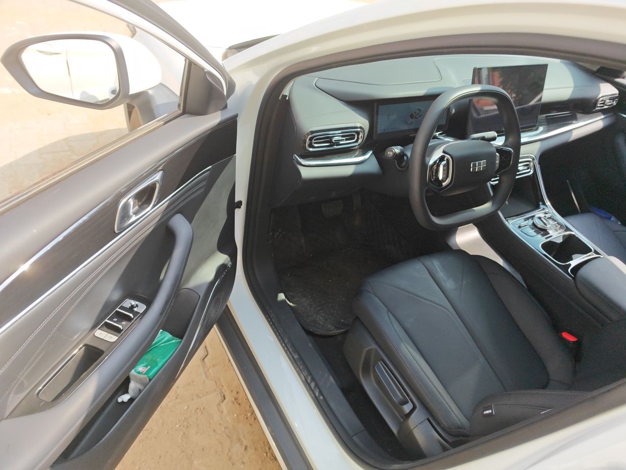 Geely Galaxy Stellar 6 2026 Model 125km Long-range Edition — снимка 16