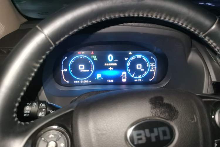 Used BYD Tang New Energy 2015 2.0T Four-Wheel-Drive Flagship Model Instrument Cluster