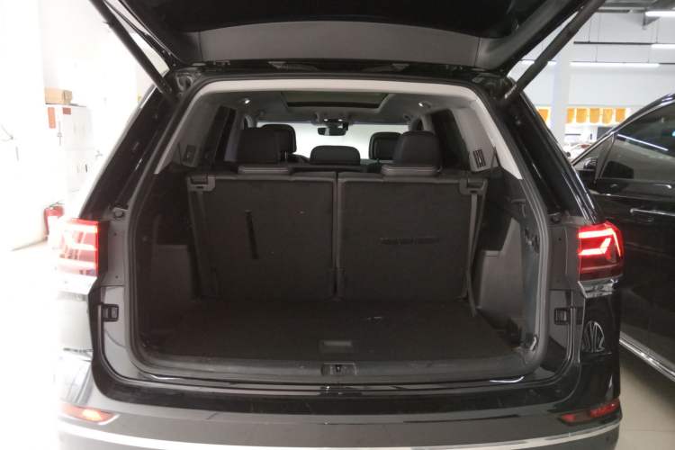 Used Volkswagen Teramont 2024 380TSI Four-Wheel Drive Prestige Luxury Edition Trunk