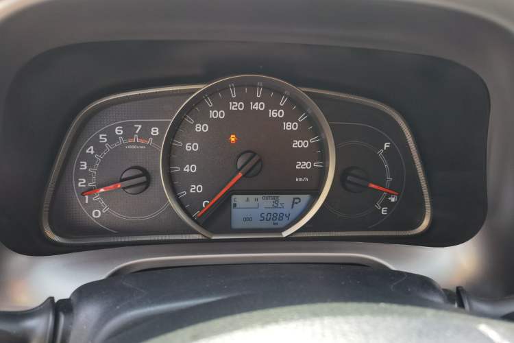 Used Toyota RAV4 2019 2.0L CVT Two-Wheel Drive Luxury Version China VI Standard Instrument Cluster
