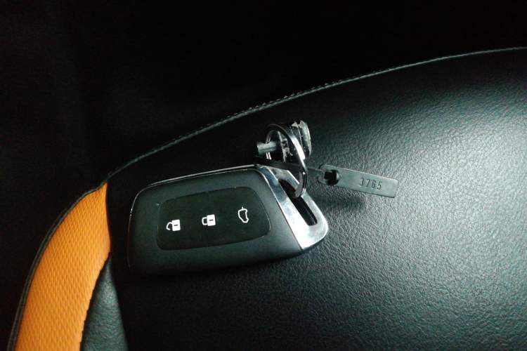 Used Baojun E300 2020 Starry Intelligence Edition