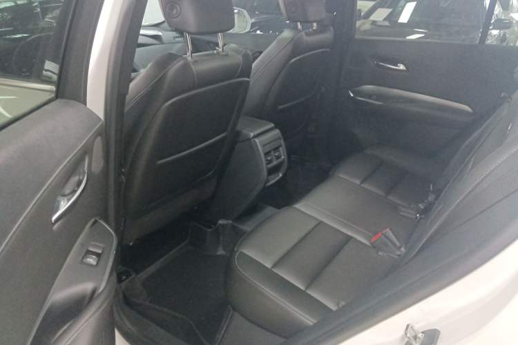 Used Cadillac XT4 2018 28T Two-Wheel Drive Leading Version