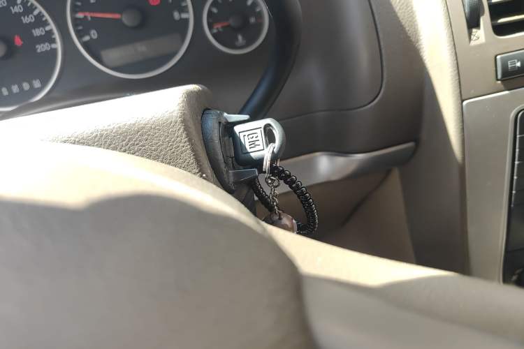 Used Buick GL8 2014 2.4L Classic Edition Vehicle Key