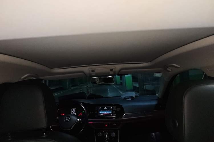 Used Volkswagen Sagitar 2019 280TSI DSG Comfort Version China VI Standard
