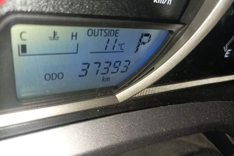 Used Toyota RAV4 2019 2.0L CVT Two-Wheel Drive Luxury Version China VI Standard
