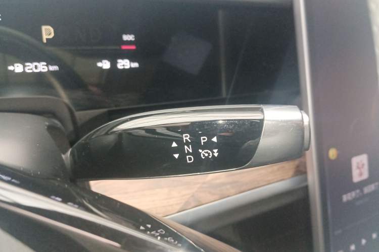 Used NETA S 2024 Range-Extended 1060 Lite Edition Gear Lever