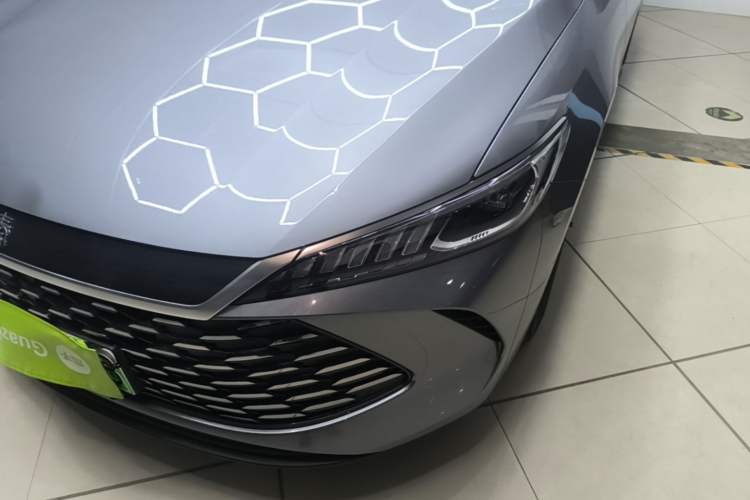Used BYD Qin PLUS 2025 DM-i Smart Drive 55KM Leading Model
