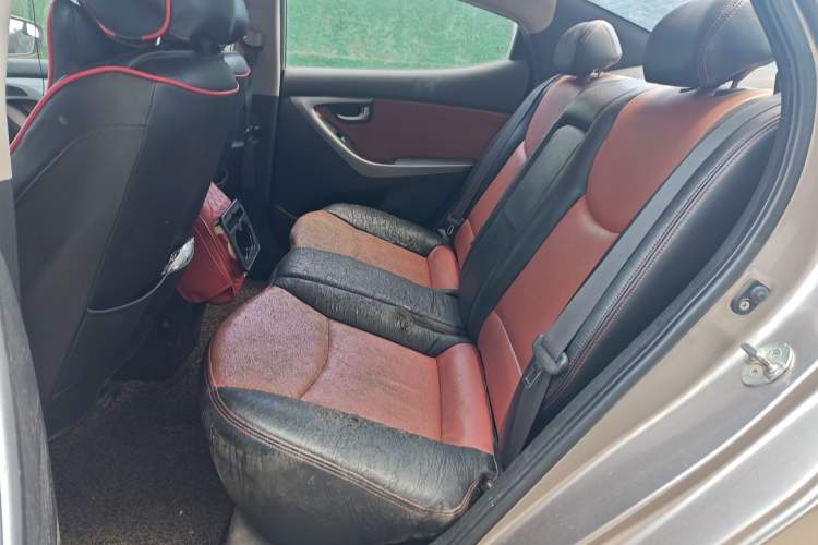 Used Hyundai Elantra (5th Generation / Langdong) 2016 1.6L Automatic Prestige Model Left Rear Seat