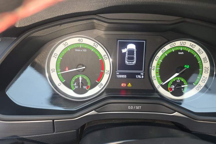 Used Skoda Superb 2018 TSI280 DSG Comfort Edition China V Standard Odometer Close Up