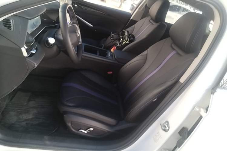 Used Geely Auto Preface 2024 Zhiqing 1.5TD Xingyun Edition

