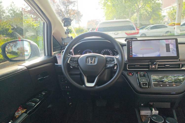 Used Honda Odyssey 2024 2.0L eHEV Sharp & Enjoy Edition
