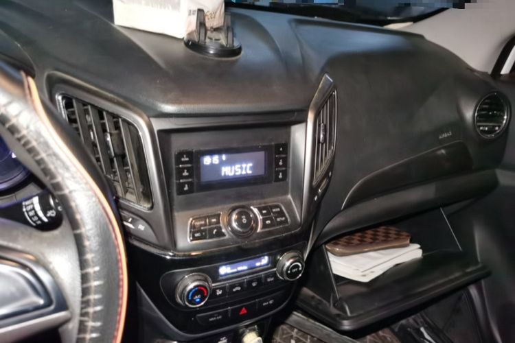 Used Changan CS15 2016 1.5L Manual Fashion Edition