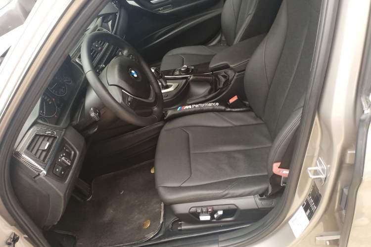 Used BMW 3 Series 2017 320Li Fashion Model
