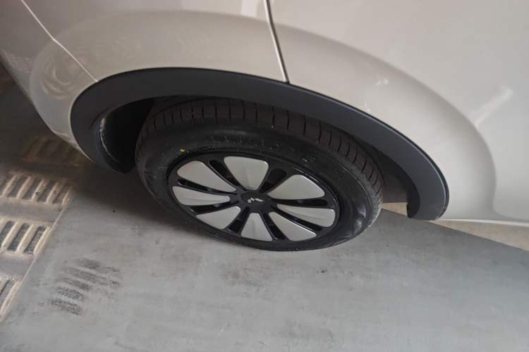Used Wuling Bingo 2024 333 km Enjoyment Version
