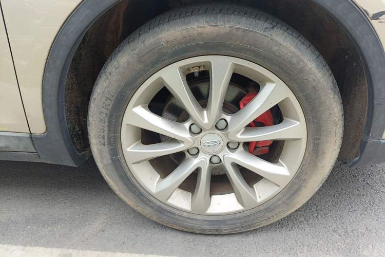 Used Geely Auto Emgrand GS 2016 Sports Edition 1.8L Manual LingShang Model Right Front Wheel Hub