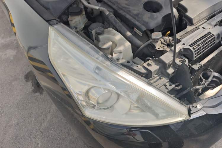 Used Nissan Teana 2011 2.5L XL Advanced Edition Right Front Headlight