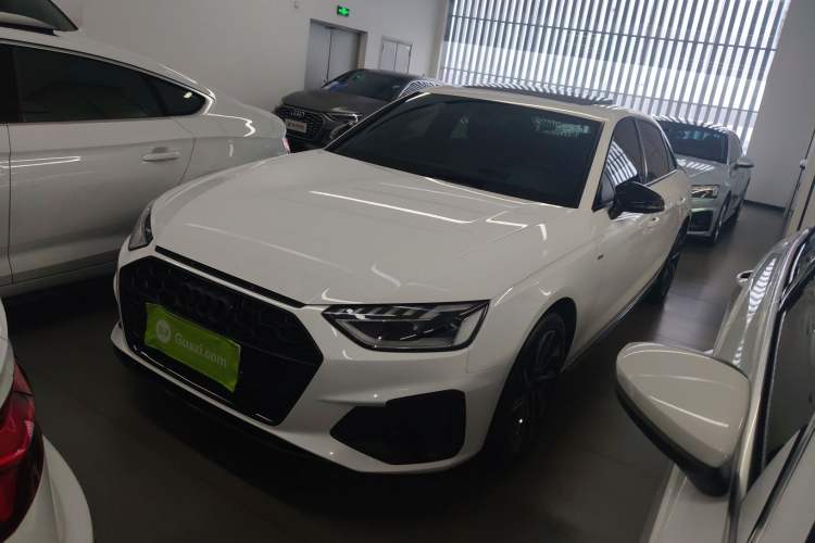 Used Audi A4L 2022 40 TFSI Luxury Dynamic Model