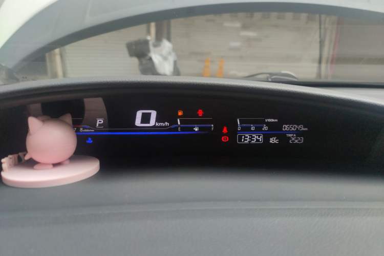 Used Honda Jade 2014 1.8L Automatic Comfort Elite Version 5 Seats